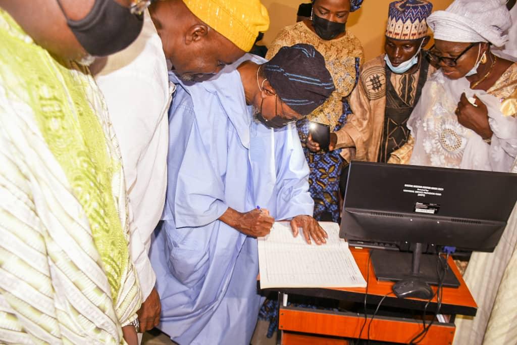 FG Inaugurates ICT Centre In Ilesa For Students In Ijesaland